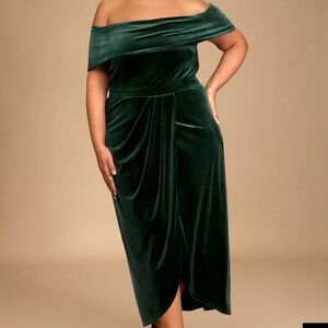 Lulu’s I’m Enchanted Emerald Green Off The Shoulder Maxi Dress
